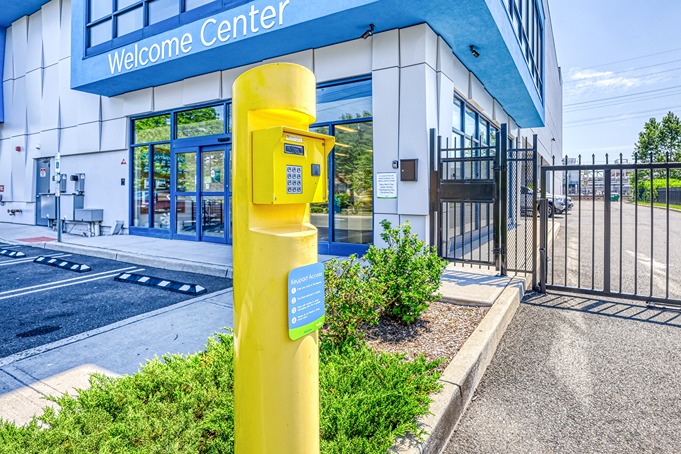 SmartStopSelfStorage-RahwayNJ-2255 Elizabeth Ave-Keypad Access