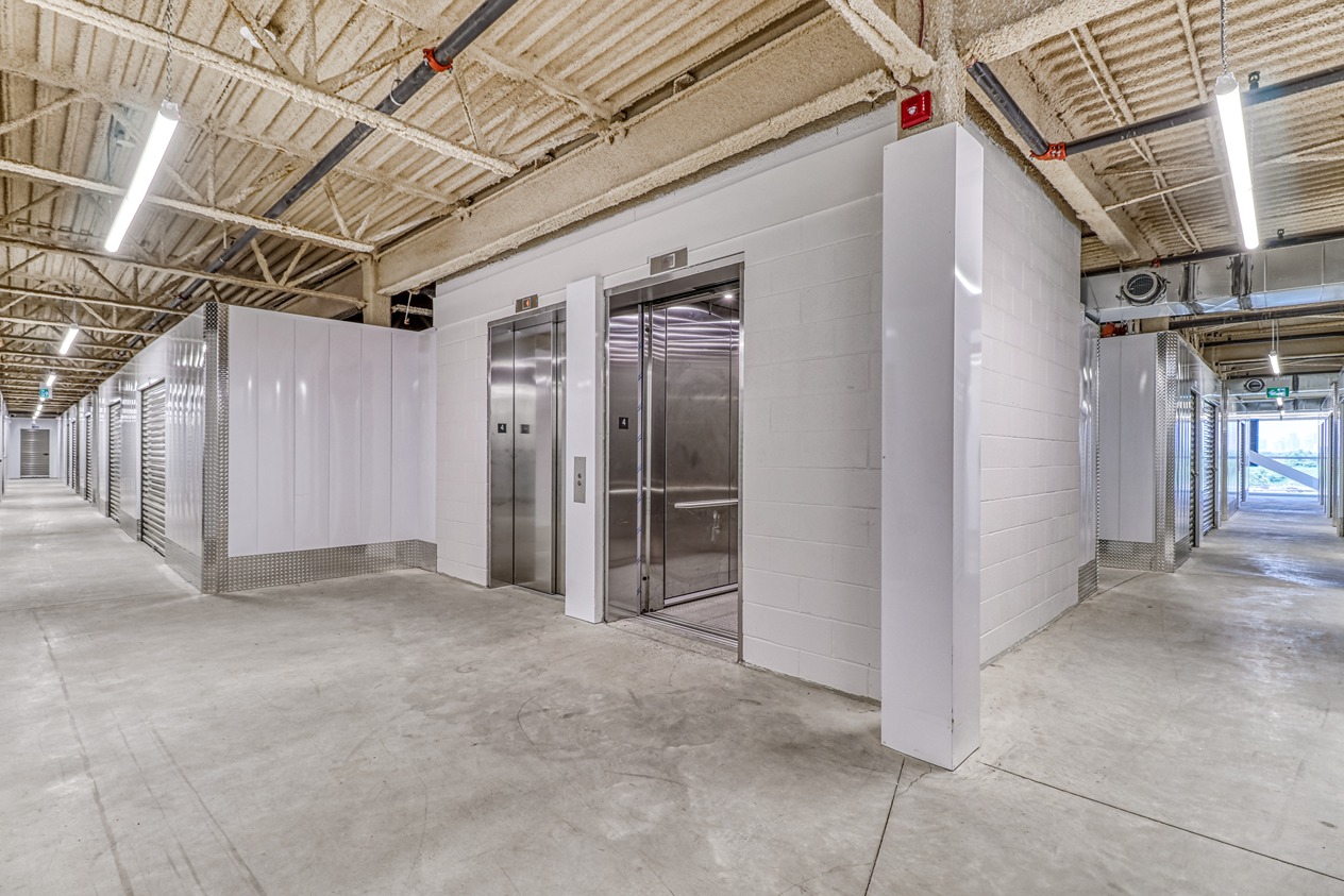 SmartStopSelfStorage-MississaugaONT-2068 S Sheridan Way-Elevators