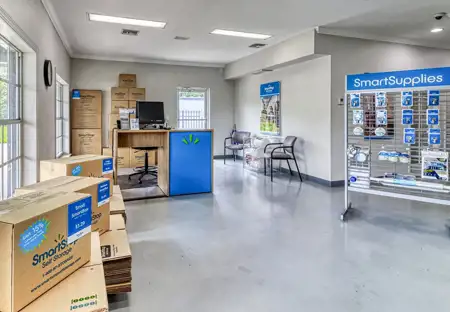 SmartStopSelfStorage-LakeWorthFL-8135LakeWorthRd-Office