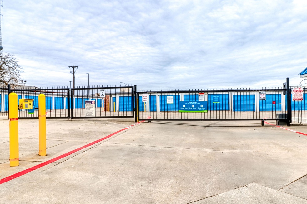 SmartStopSelfStorage-CorinthTX-3701FM2181-Gate