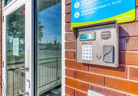 SmartStopSelfStorage-1450 Don Mills Rd - Toronto,ONT-M3B0B3-Keypad Access