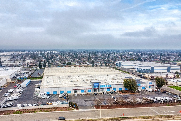 SmartStopSelfStorage-SacramentoCA-3970PellCircle-Drone