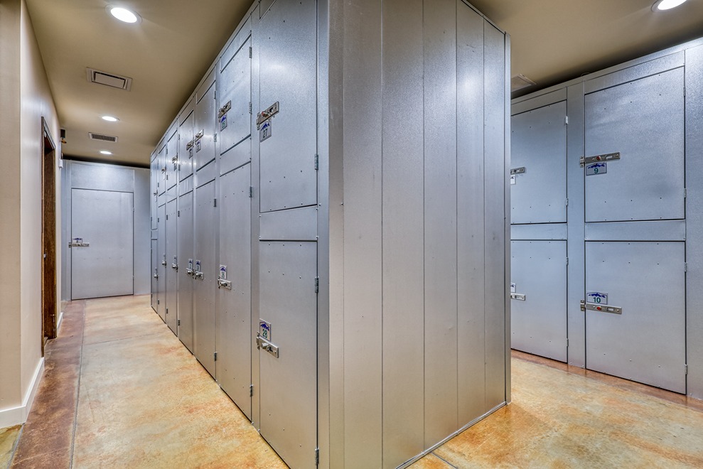 Storage lockers at SmartStopSelfStorage-MagnoliaTX-32620FM2978