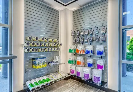 SmartStopSelfStorage-19 Esandar Dr_Toronto,ONT-M4G4C5-Moving Supplies