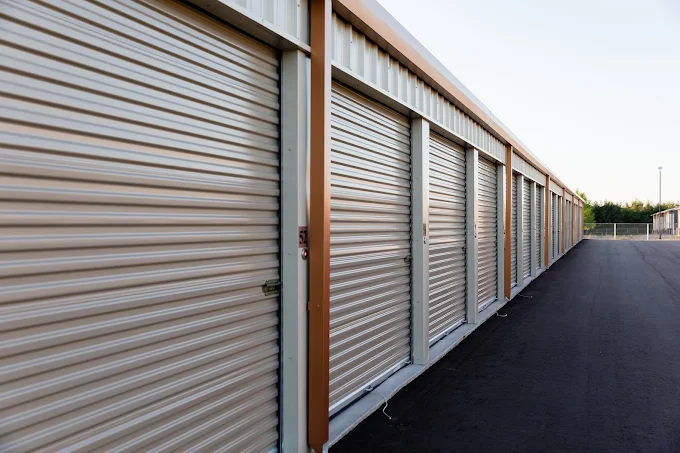 Drive Up Units at NewFrontierSelfStorage-HudsonWI-614BrakkeSt