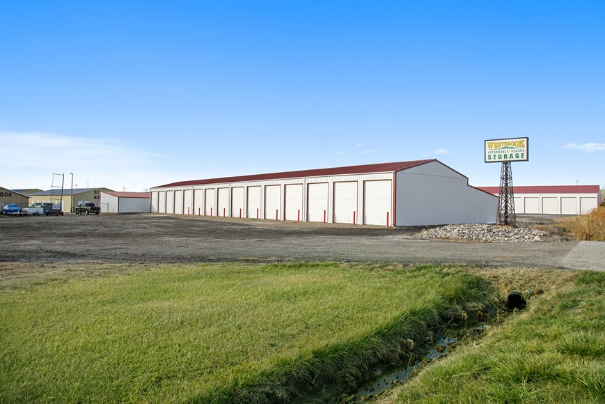 Drive up units at WestbrookStorage-1548OldUS10