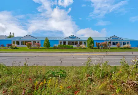 SmartStopSelfStorage-BurlingtonONT-4491MainwayDr-Hero
