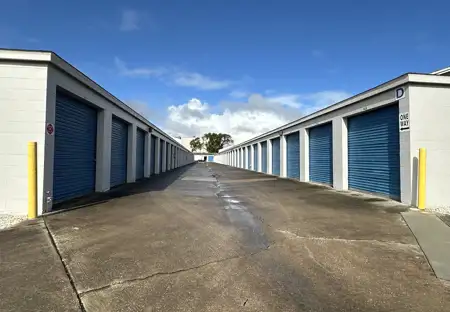 SmartStopSelfStorage-LongwoodFL-460FloridaCentralPkwy-Drive Up Units