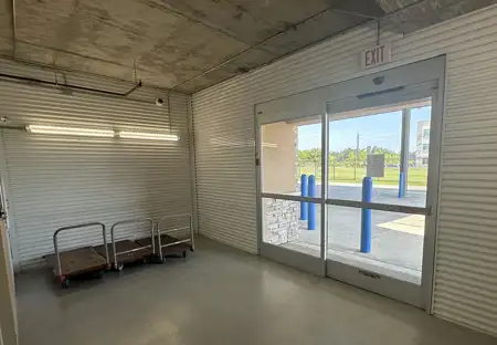 SmartStopSelfStorage-SpringTX-21836HolzwarthRd-HandCarts