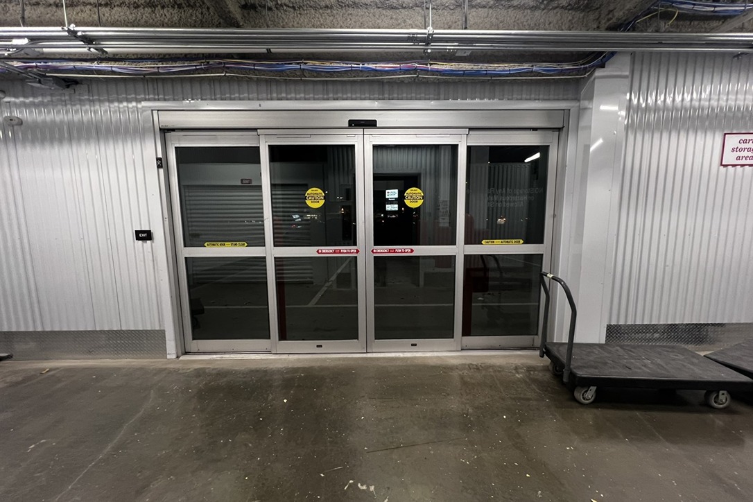 SmartStopSelfStorage-CliftonNJ-1204 Broad St-Hand Carts