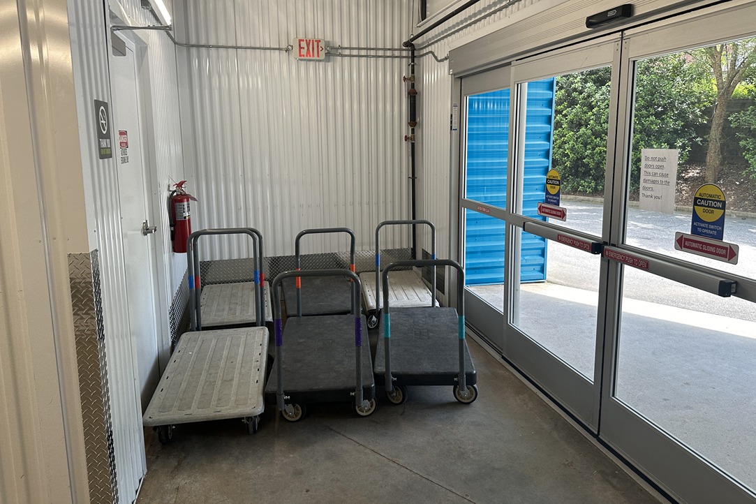 SmartStopSelfStorage-SpartanburgSC_2119EMainSt-Hand Carts