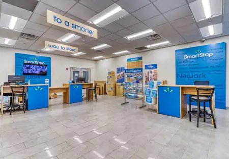 SmartStopSelfStorage-NewarkNJ-99EvergreenAve-Office