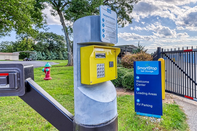 Keypad Access at SmartStopSelfStorage-BoilingSpringsSC-112 McCullugh Rd