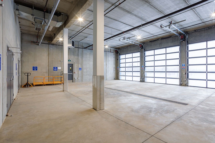 All weather loading bays at 11501 BuffaloRunBlvd#401 Tsuut'ina, AB - SmartStop