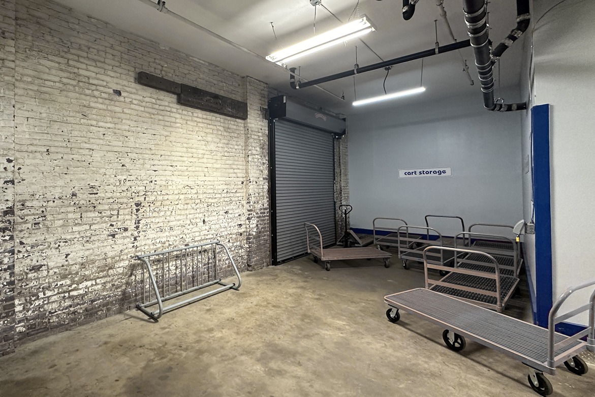 SmartStopSelfStorage-RichmondVA-1716ECarySt-Hand Carts