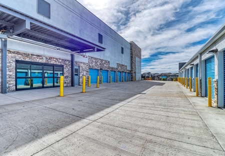 SmartStop Self Storage Facility at 7411 S Gartrell Rd, Aurora, CO - Drive-up Units