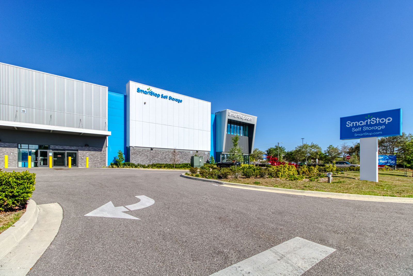 SmartStopSelfStorage-St.PetersburgFL-28934thSt-Hero