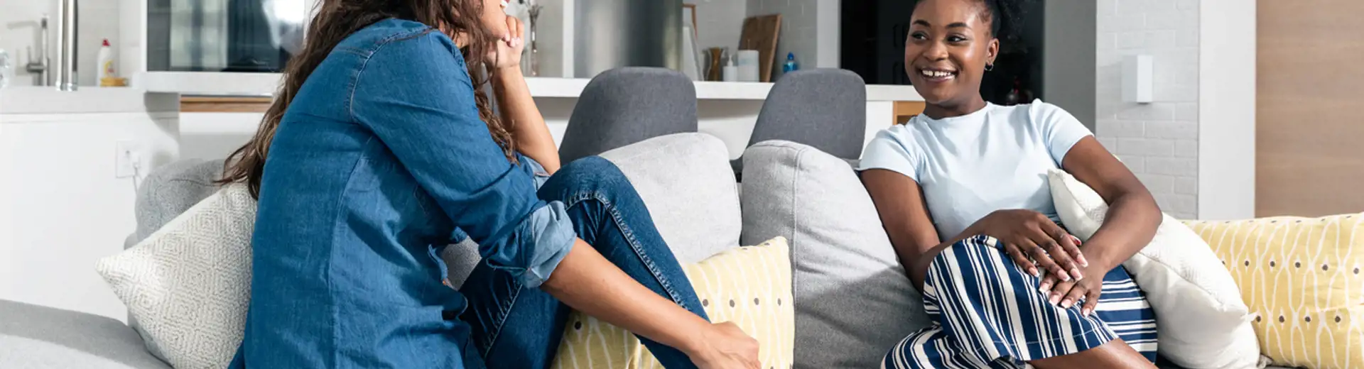 How to Find a Roommate in a New City - SmartStop